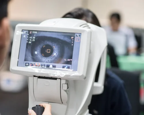 digital-eye-exam-1024x684